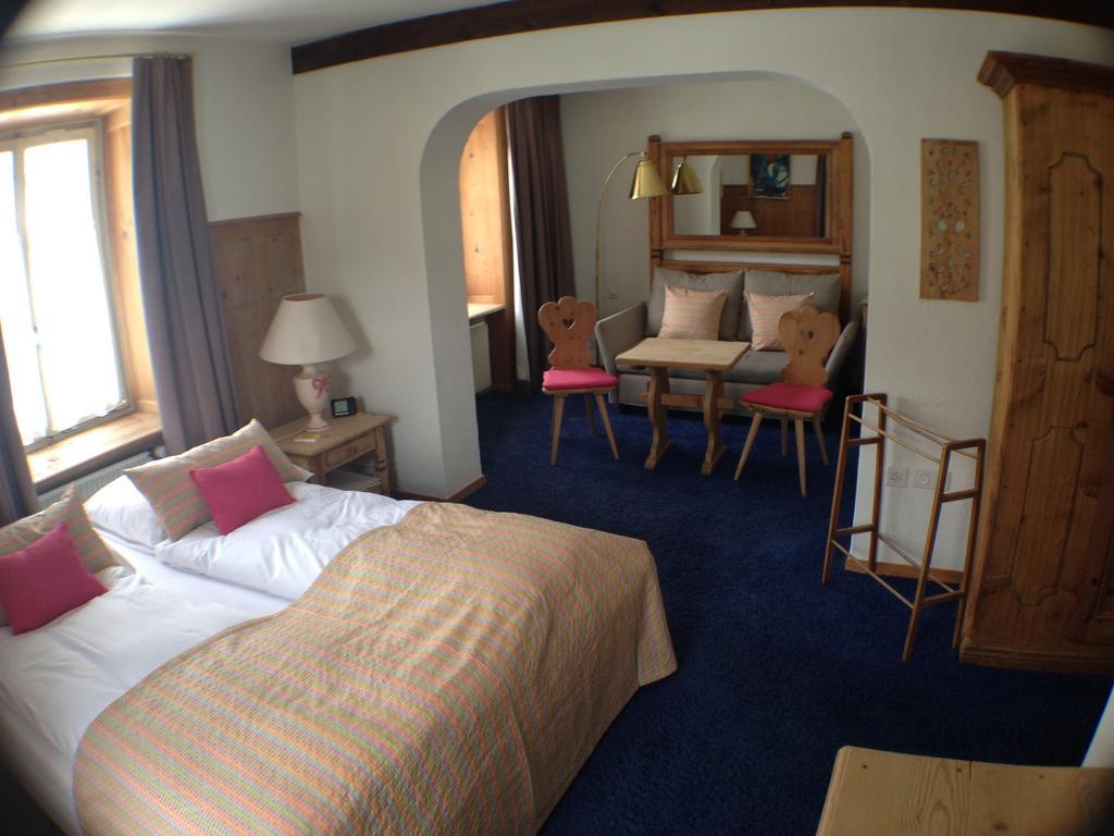 Posta Veglia Hotel Laax Phòng bức ảnh